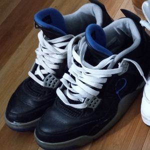 Air Jordan 4 Motorsport